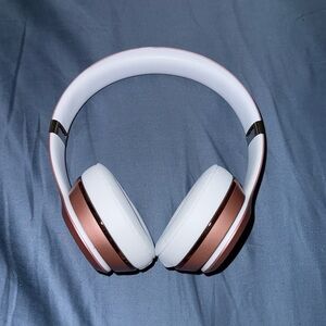 Beats headphones like new only wore once